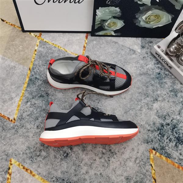 2025112815400115 330